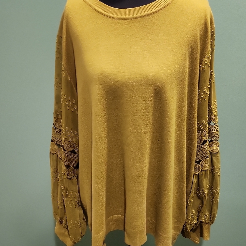 Sioni Olive Green Sweater